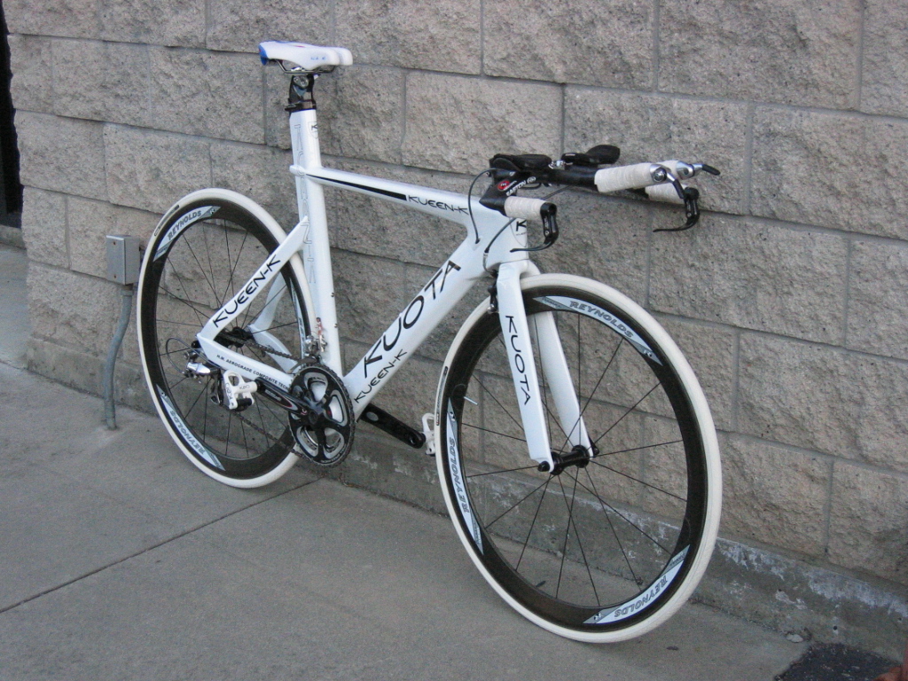 http://www.frontofthepack.com/portal/images/2009/cb/cb003.jpg